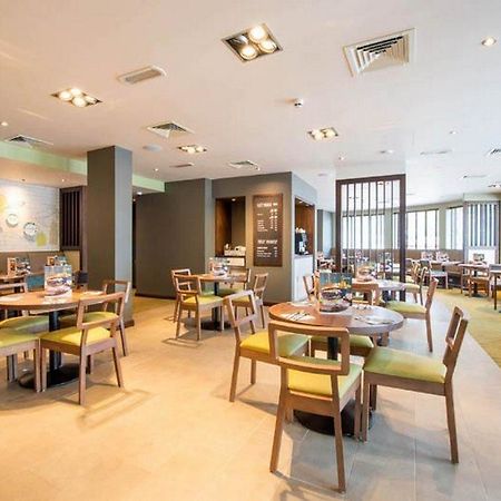Premier Inn Leek Town Centre المظهر الخارجي الصورة
